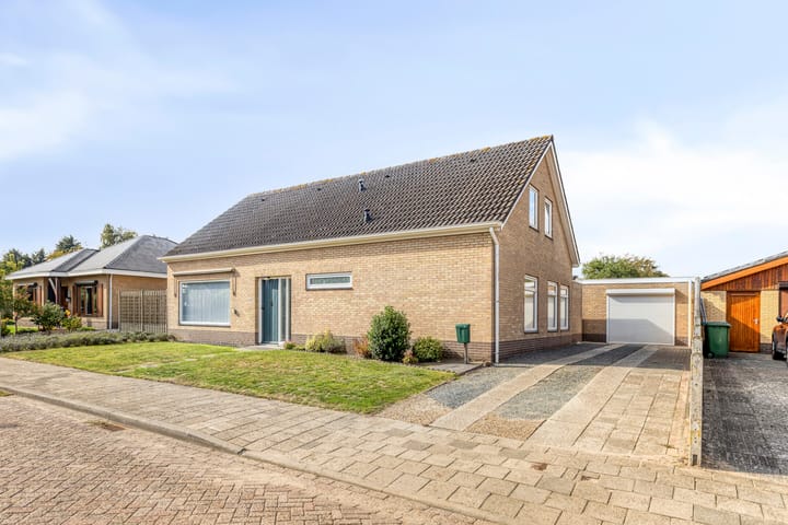 Beukelzstraat 27 in Clinge