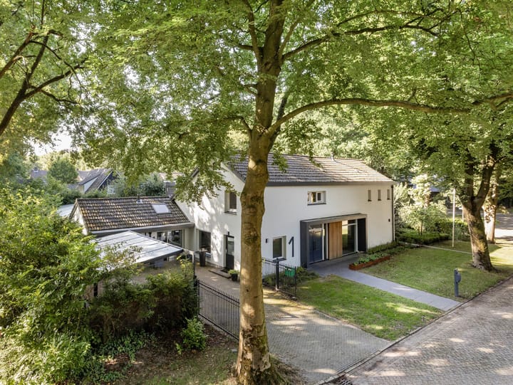 Beukenlaan 1 in Rosmalen