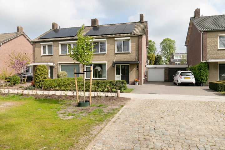 Beukenlaan 11 in Udenhout