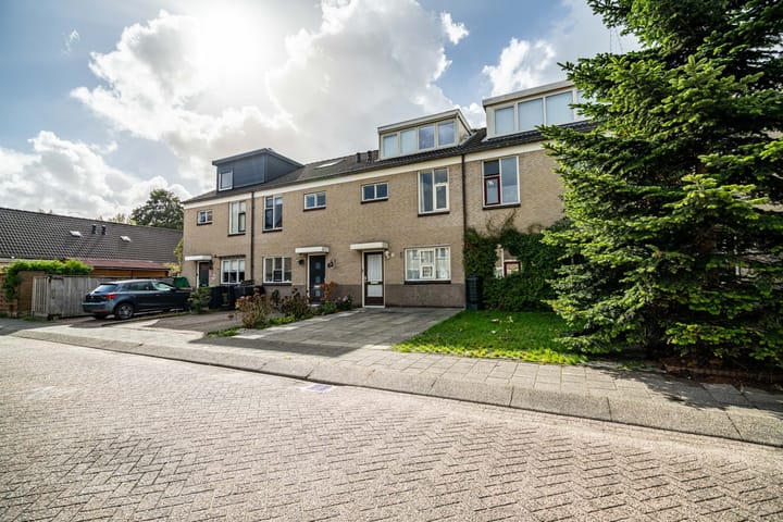 Beukenlaan 12 in Zoeterwoude
