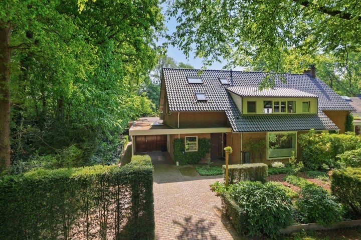 Beukenlaan 9 in Rosmalen