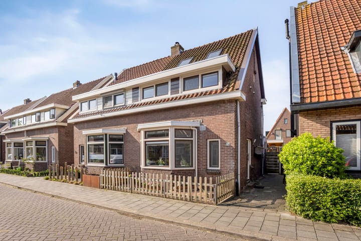 Beukestraat 28 in Krommenie