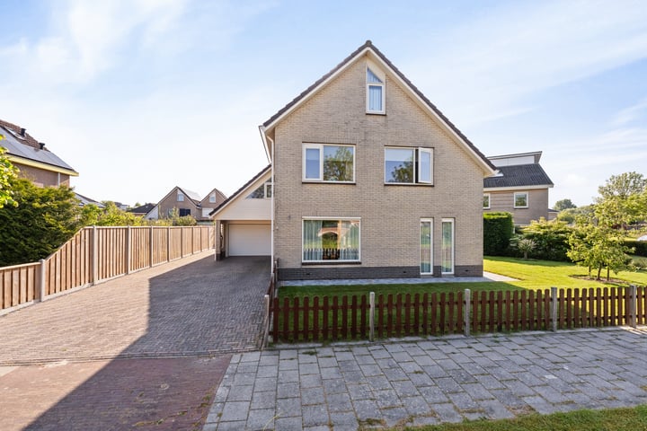 Photo of property Beveland 3, Emmeloord