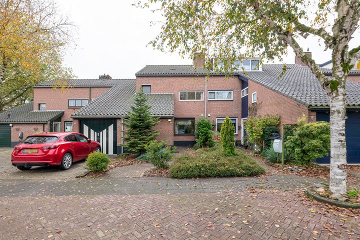 Bijenmeent 106 in Hilversum