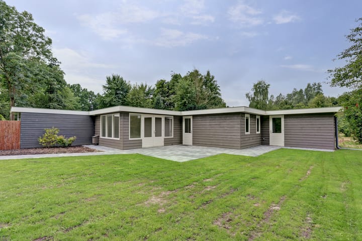 Bijsselseweg 3-15 in Biddinghuizen