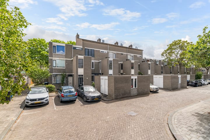Bijster 75 in Hoogvliet Rotterdam foto