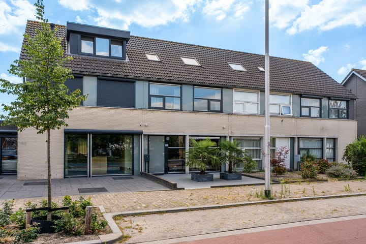 Photo of property Bijsterveldenlaan 194, Tilburg