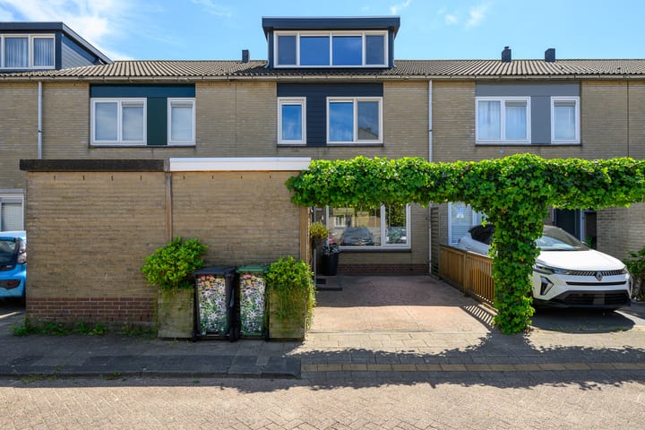 Photo of property Bijvoetplan 23, Zoetermeer