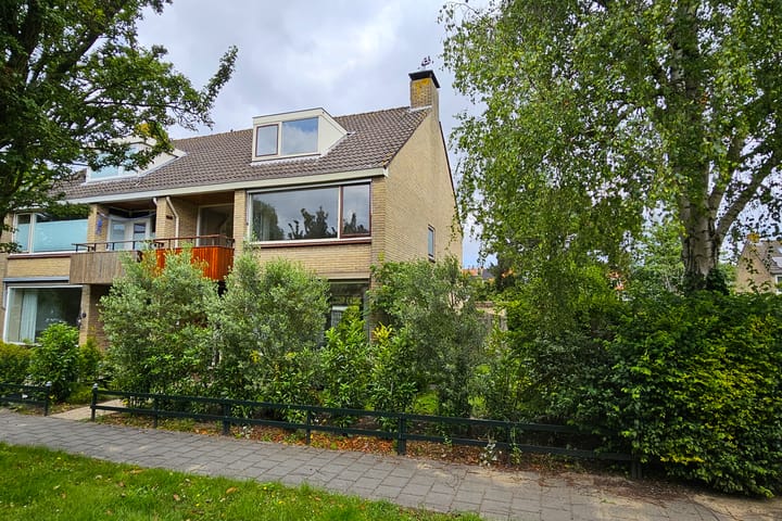 Bilderdijklaan 11 in Driehuis NH