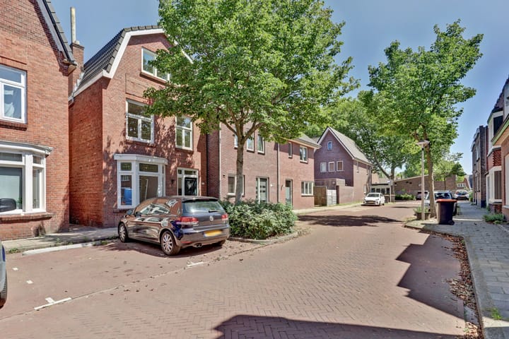 Bilderdijkstraat 27 in Enschede