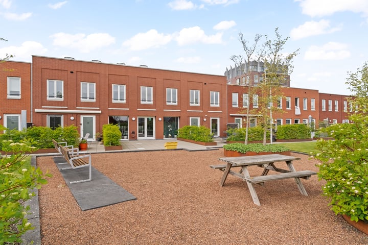 Binnendoor 28 in Waddinxveen