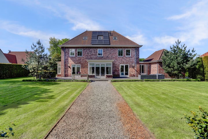 Photo of property Binnenduin 33, Burgh-Haamstede