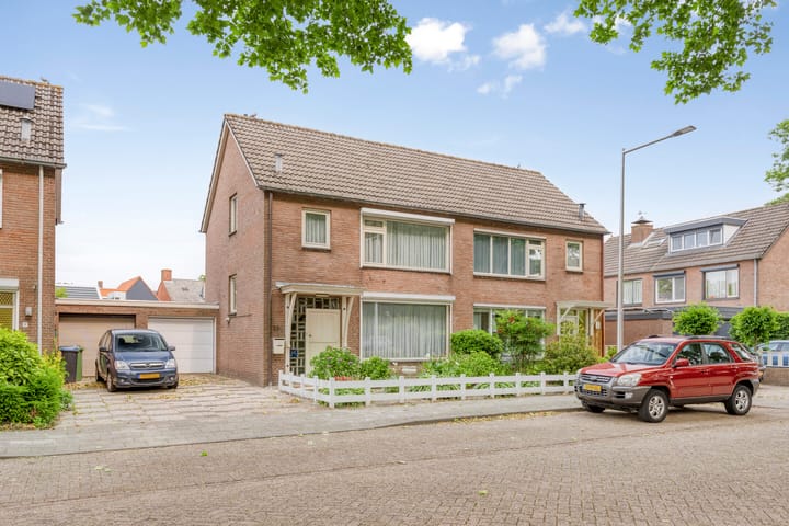 Binnenpad 35 in Halsteren Foto