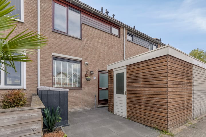 Binnensingel 34 in Strijen