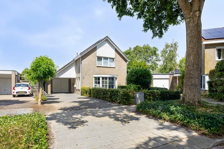 Photo of property Binnenveen 26, Nijeveen