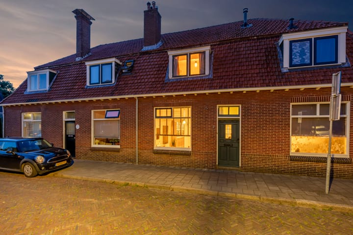 Binnenweg 2 in Hengelo photo