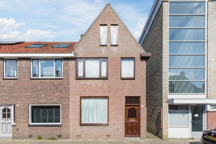 Bisschop Ophoviusstraat 16 in Tilburg