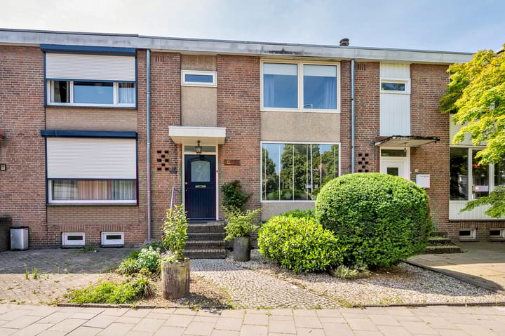 Bisschop Schrijnenstraat 36 in Venlo