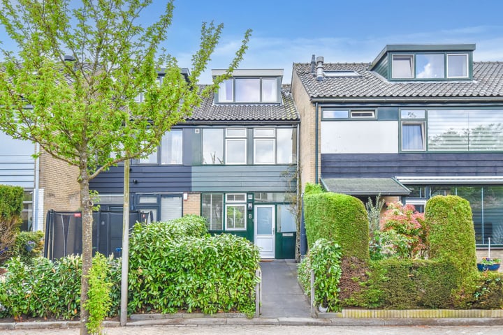 Bisschopswaarde 8 in Laren