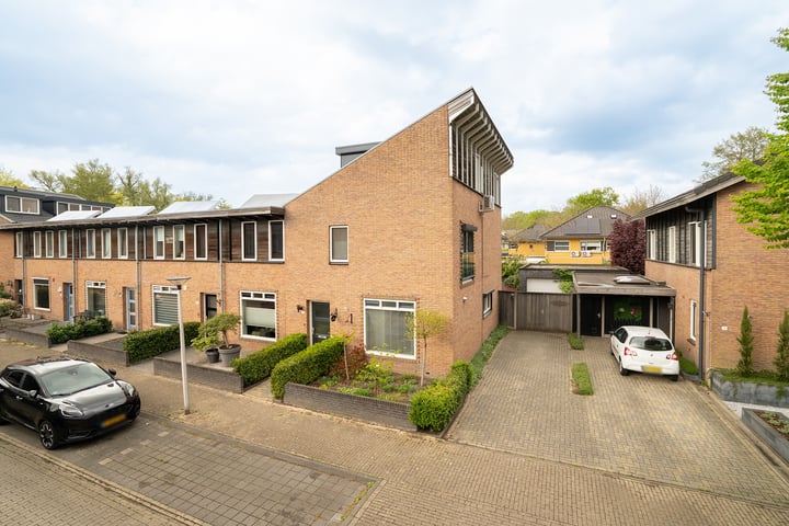 Bitterzoetlaan 9 in Enschede Foto