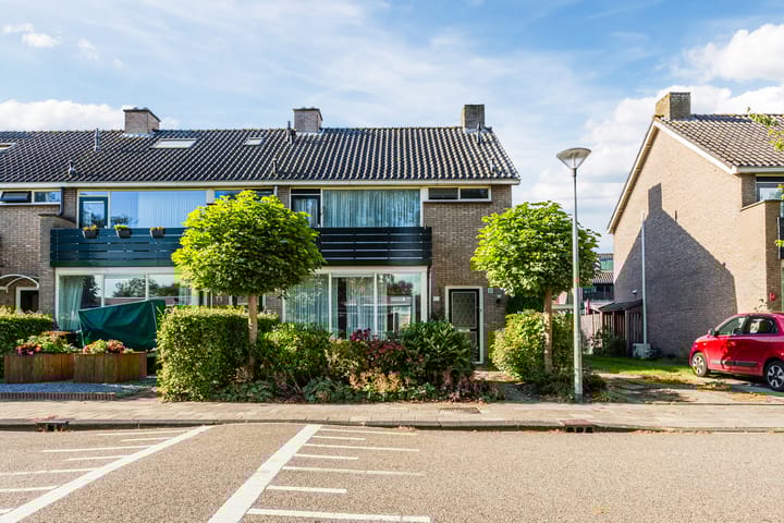 Bizetlaan 11 in Nijkerk