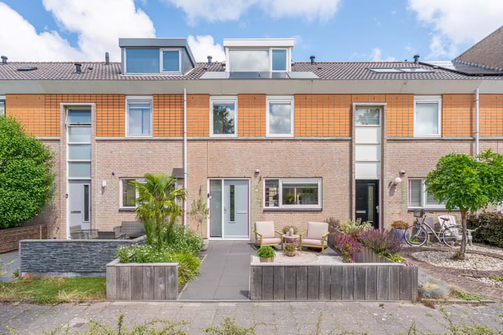 Photo of property Bizetstraat 10, Voorhout