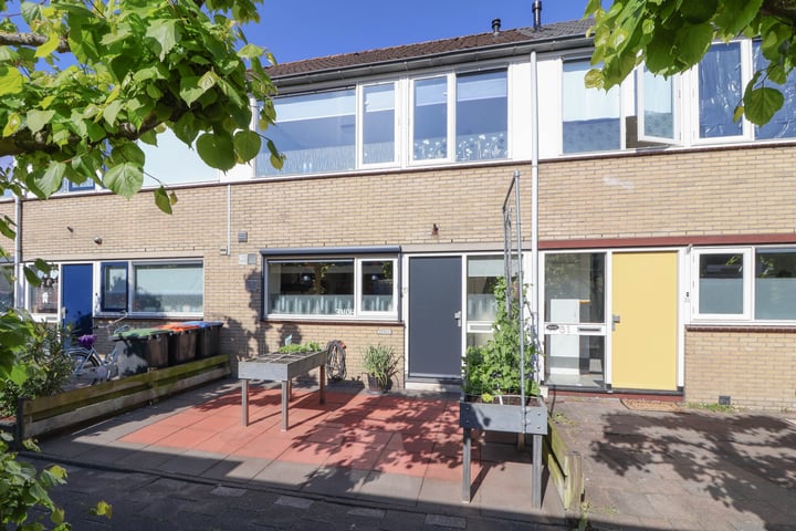 Photo of property Bizetstraat 29, Bunschoten-Spakenburg