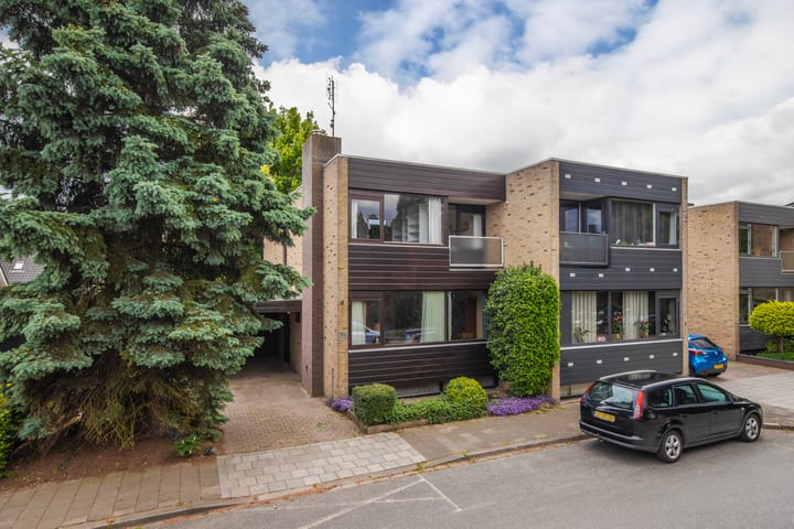Bizetstraat 3 in Elst