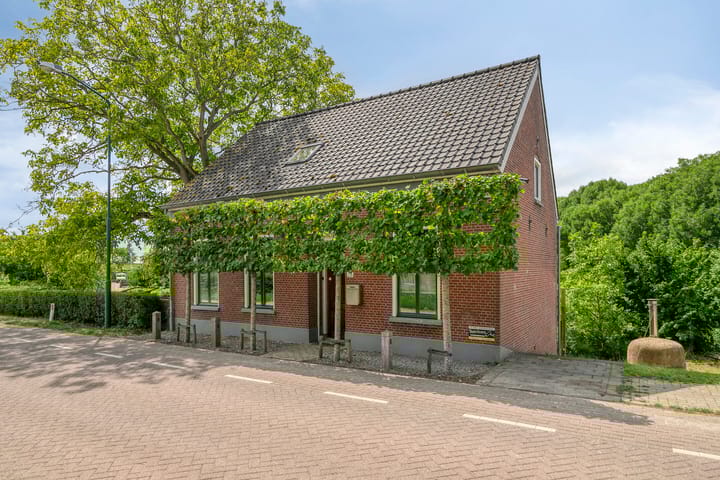 Blaaksedijk 26 in Fijnaart