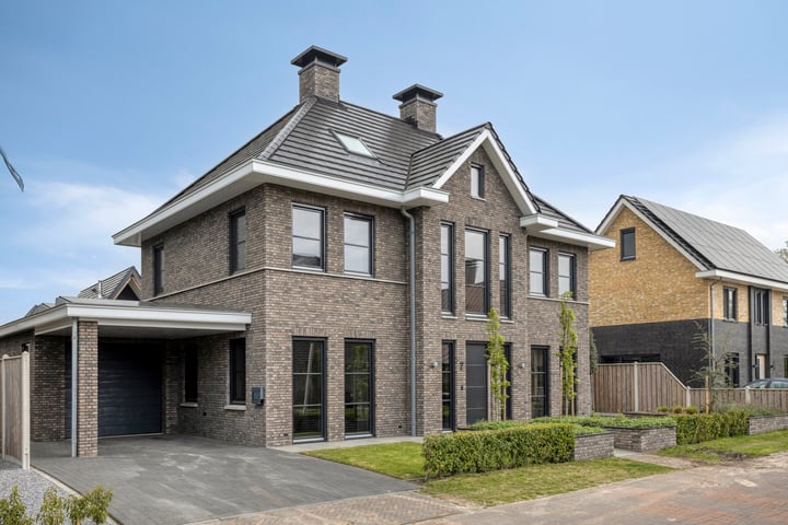 Blasiuslaan 7 in Almelo