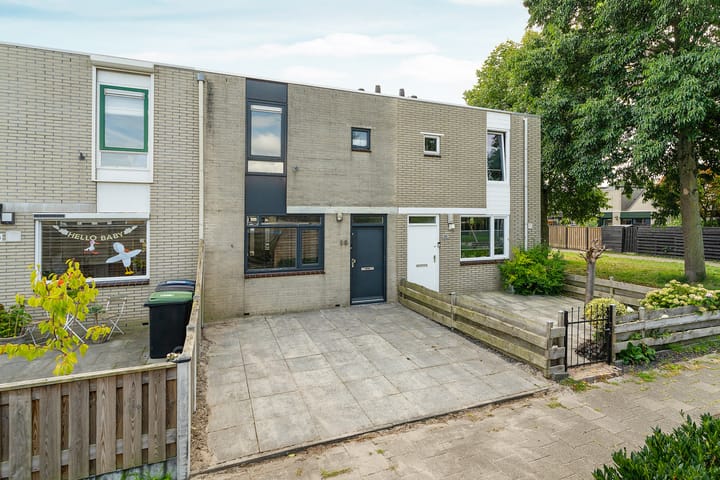 Blauwe Druifjesstraat 18 in Almere