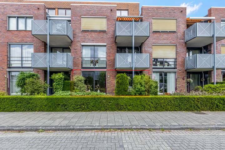 Blauwgras 1-05 in Veenendaal