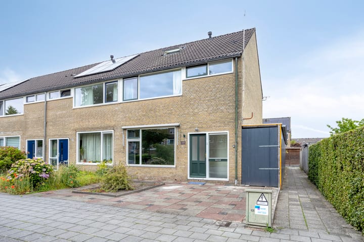Blauwgras 29 in Heerenveen
