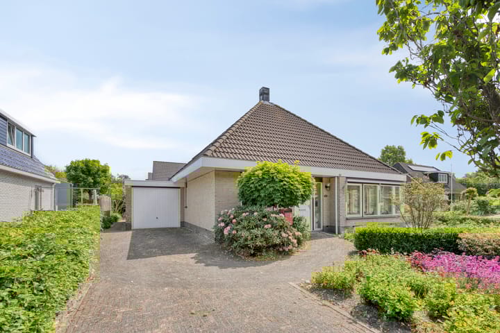 Photo of property Blauwmaad 3, Oosterwolde