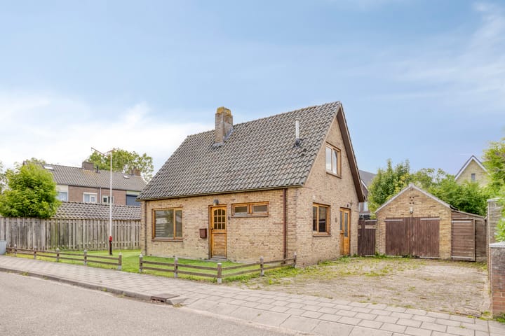 Blauwstraat 8 in Maasbommel