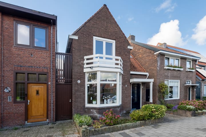Photo of property Bleeklaan 38, Leeuwarden