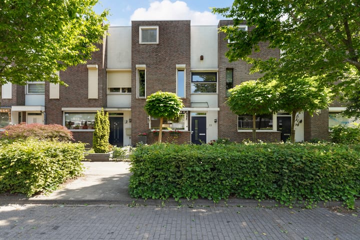 Bloemenblauwtje 71 in Breda