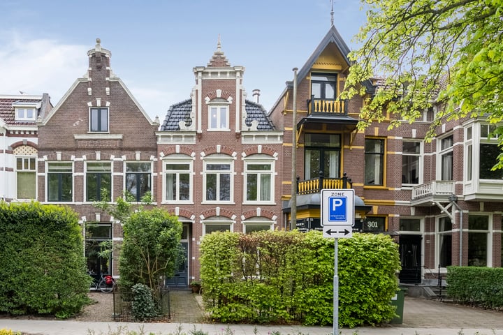 Bloemendaalseweg 299 in Overveen