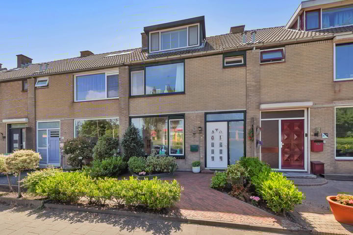 Photo of property Bloemendaele 17, Heenvliet