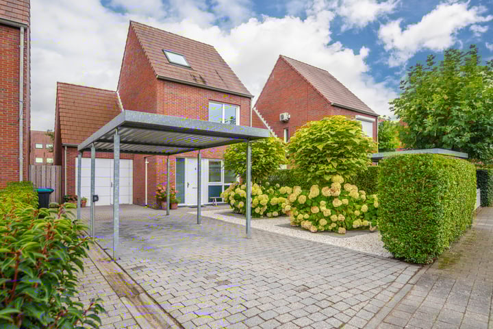Bloemenhoeve 6 in Arnhem