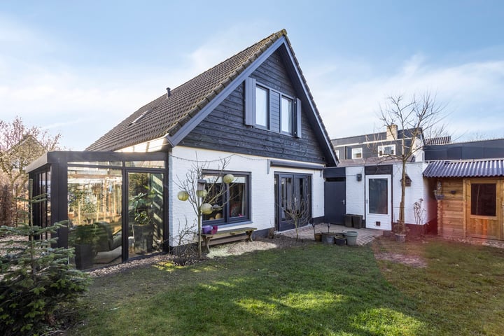 Photo of property Bloemkeshof 96, Zaltbommel