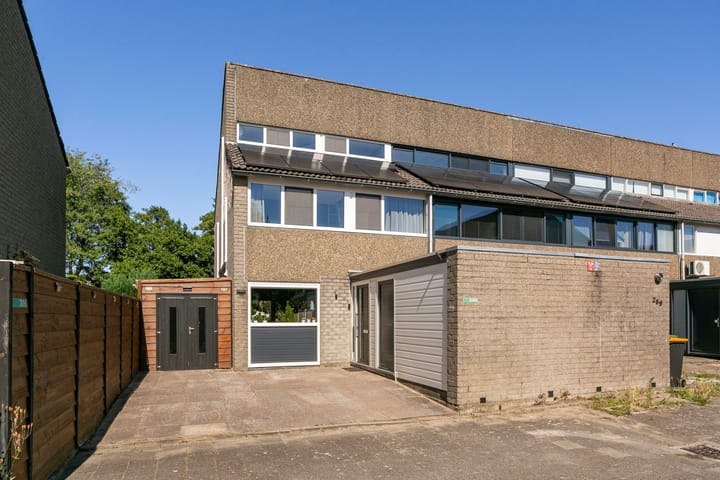 Bloemstede 290 in Maarssen