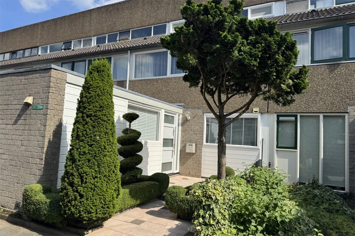 Bloemstede 294 in Maarssen