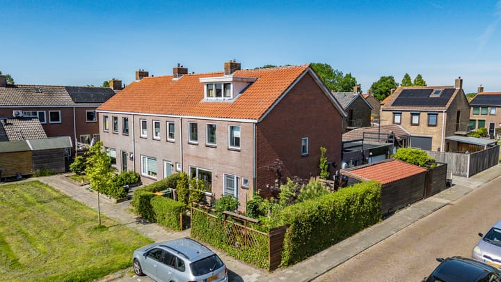 Bloemstraat 7 in Ossenzijl