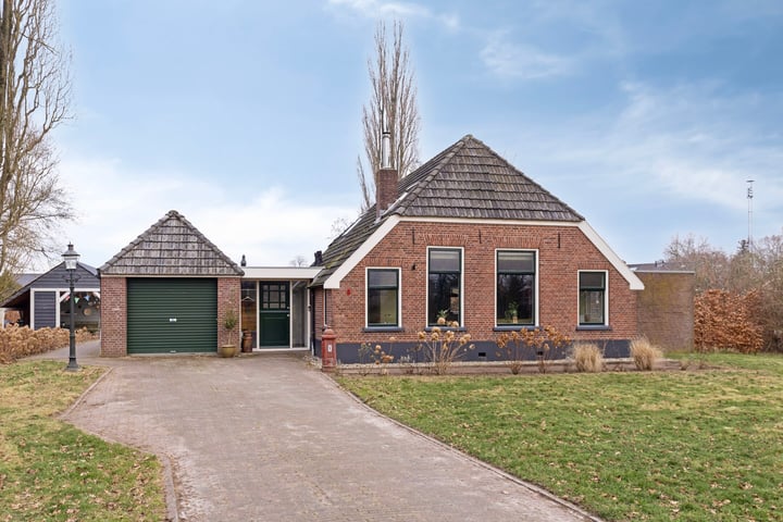 Photo of property Blokkendijk 8, Nijverdal