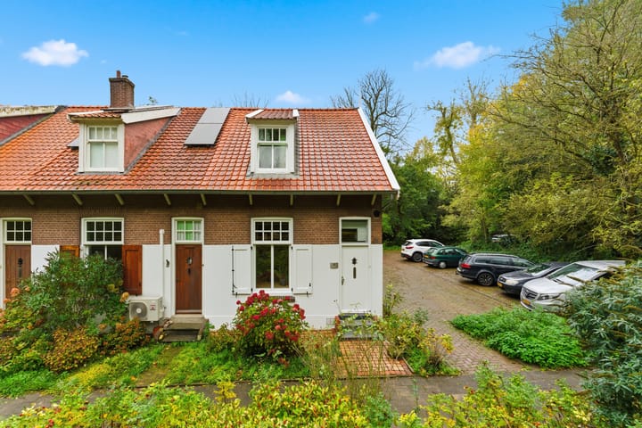 Photo of property Blokweerweg 16, Alblasserdam