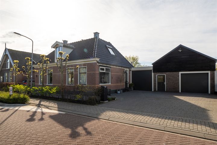 Bobeldijk 61 in Berkhout