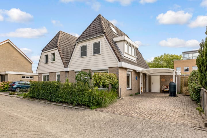 Boekdrukkersgilde 51 in Houten photo