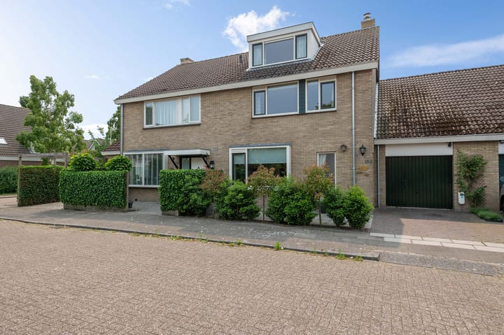 Boekenburglaan 153 in Voorhout