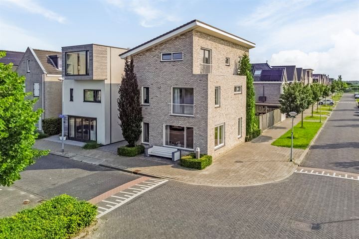 Photo of property Boelijn 210, Almere